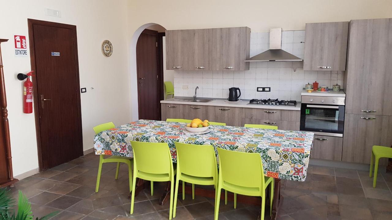 Casa Vacanze Villa Tropia Camastra Zewnętrze zdjęcie